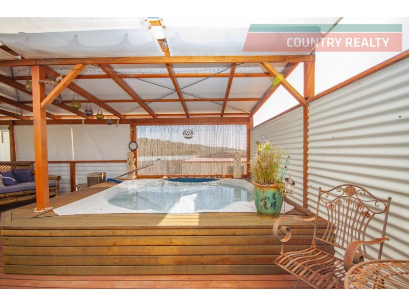 8 Acacia Close, Toodyay WA 6566