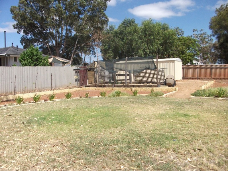 34 Chidlow Street, Northam WA 6401