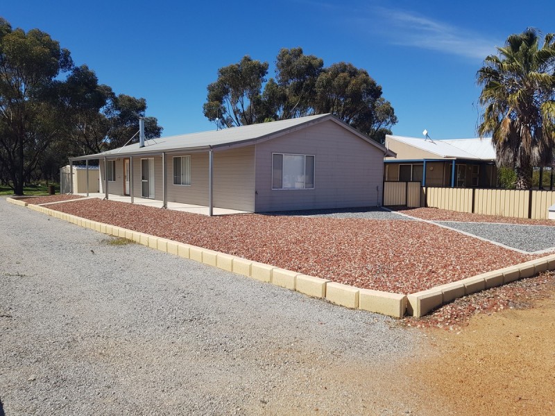 4 Forrest Street, Beverley WA 6304