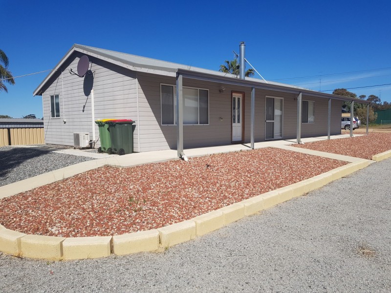 4 Forrest Street, Beverley WA 6304