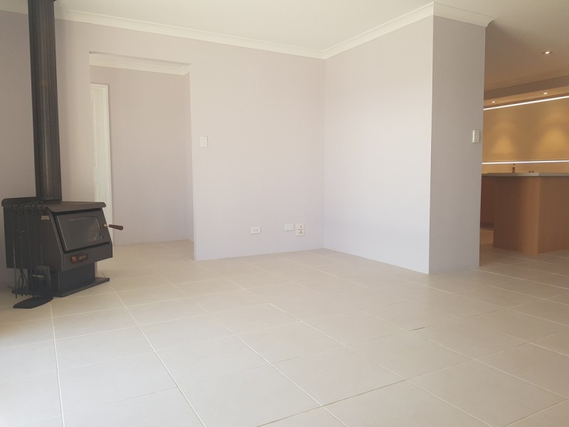 4 Forrest Street, Beverley WA 6304