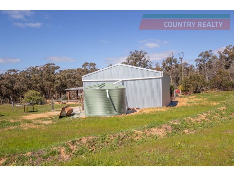 622 Clackline-Toodyay Road, Toodyay WA 6566