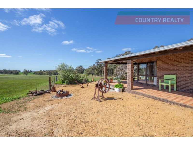 622 Clackline-Toodyay Road, Toodyay WA 6566