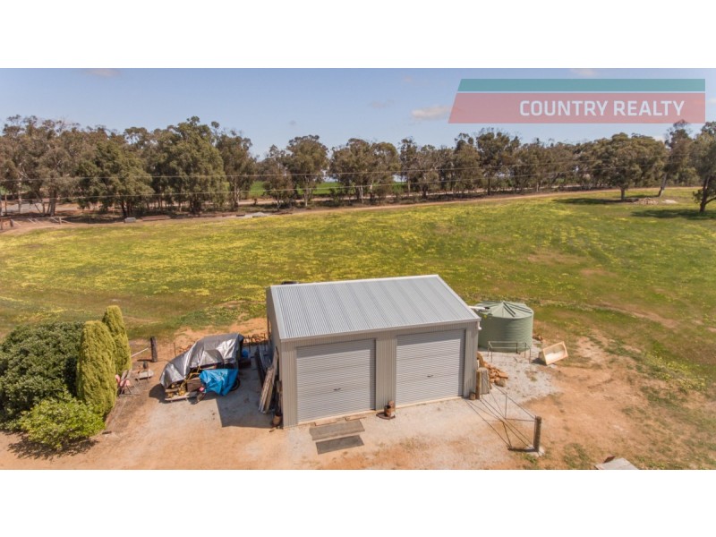 622 Clackline-Toodyay Road, Toodyay WA 6566
