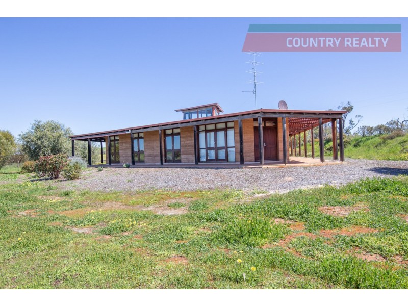 523 Wongamine Road, Northam WA 6401