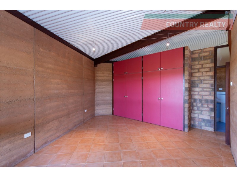 523 Wongamine Road, Northam WA 6401