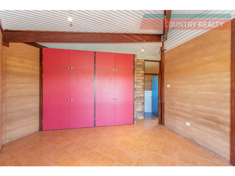 523 Wongamine Road, Northam WA 6401