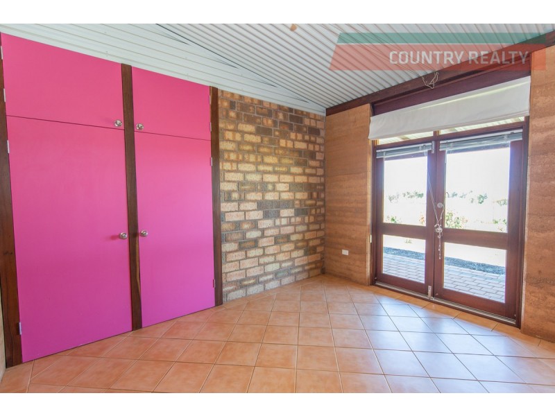 523 Wongamine Road, Northam WA 6401