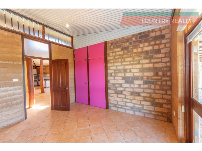 523 Wongamine Road, Northam WA 6401