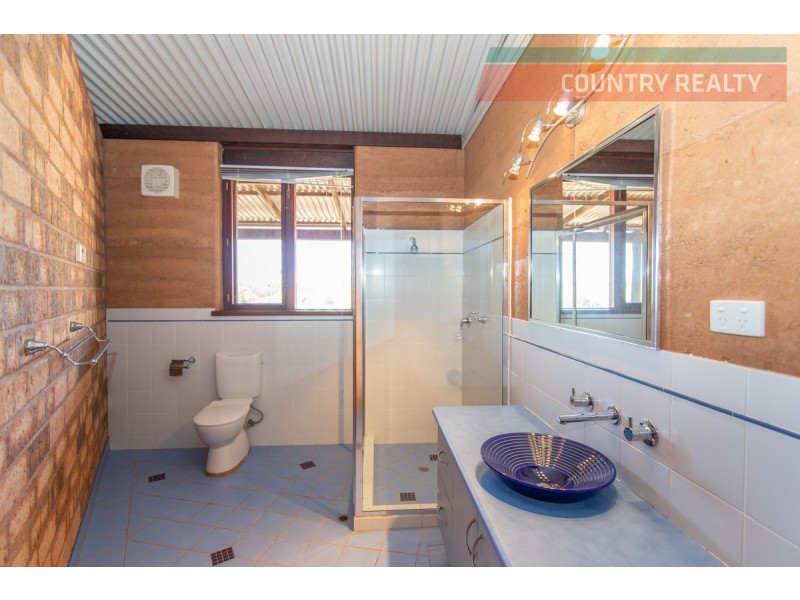 523 Wongamine Road, Northam WA 6401