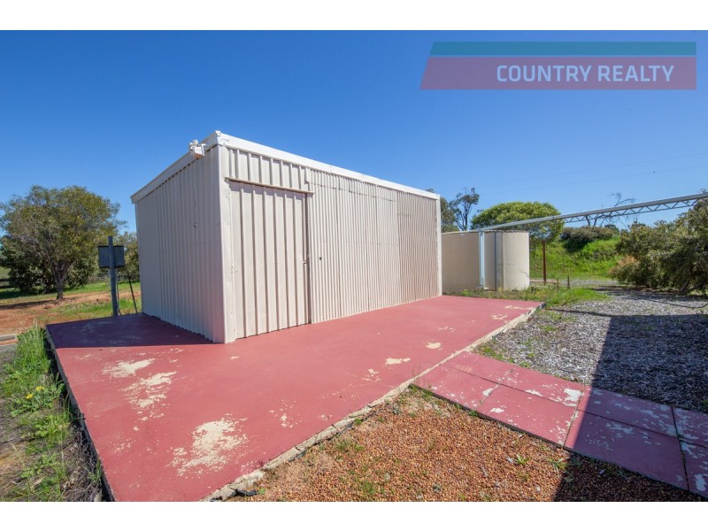 523 Wongamine Road, Northam WA 6401