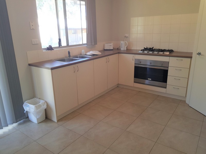 10/2 Eighth Road, York WA 6302