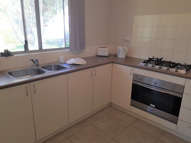 10/2 Eighth Road, York WA 6302