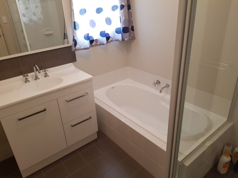 10/2 Eighth Road, York WA 6302