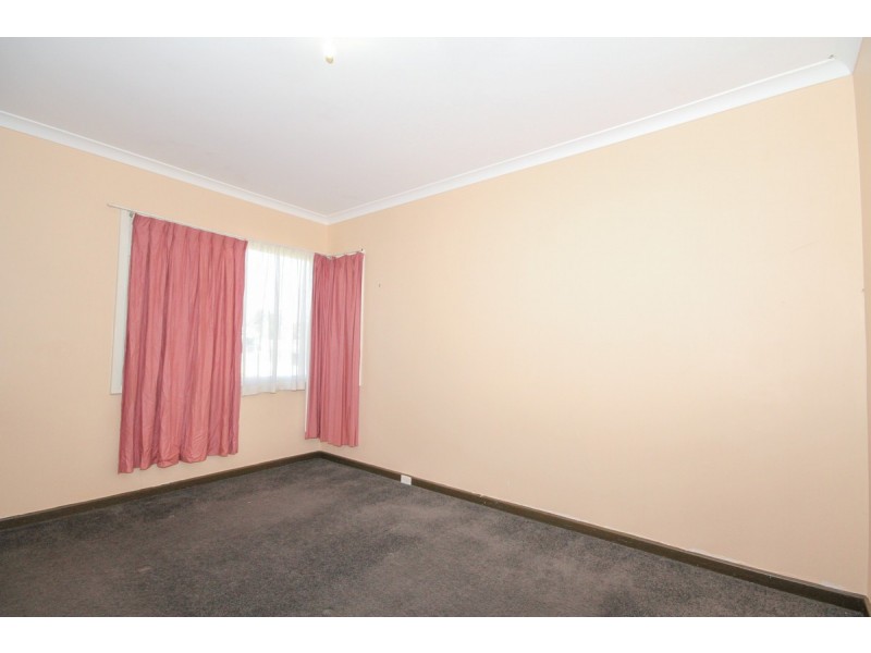 6 Strickland Avenue, Northam WA 6401