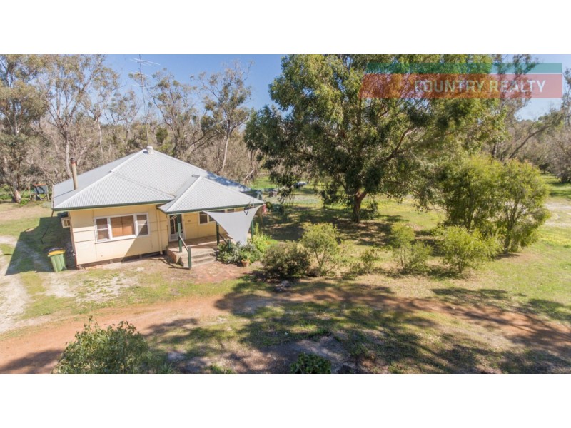 45 Blue Gum Way, Toodyay WA 6566