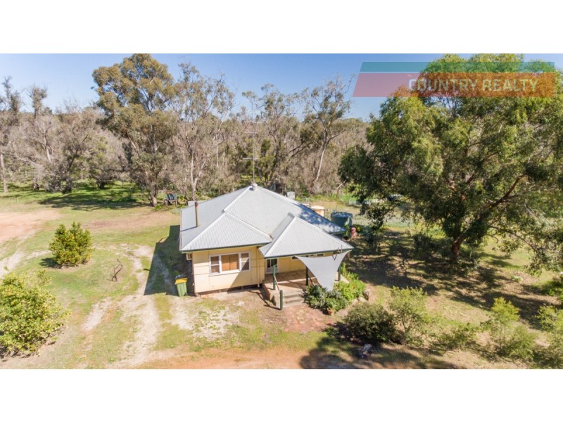 45 Blue Gum Way, Toodyay WA 6566
