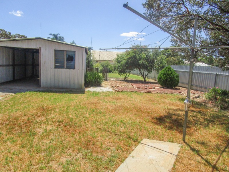 142 Chidlow Street, Northam WA 6401