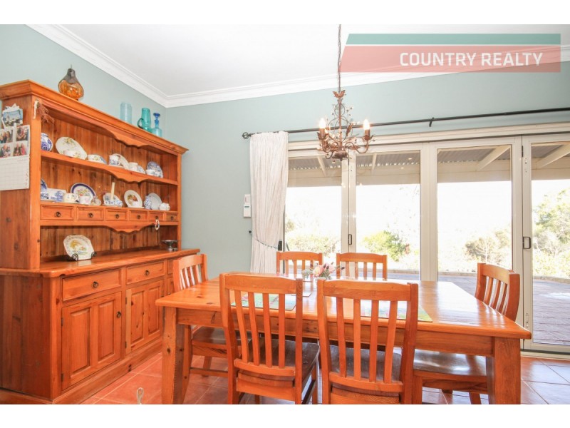 38 Lukin Road, Clackline WA 6564