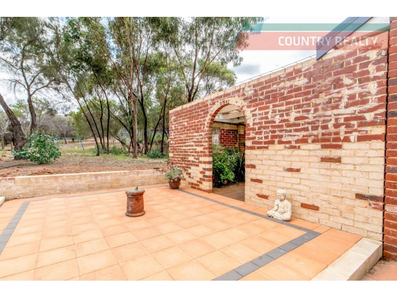 38 Lukin Road, Clackline WA 6564