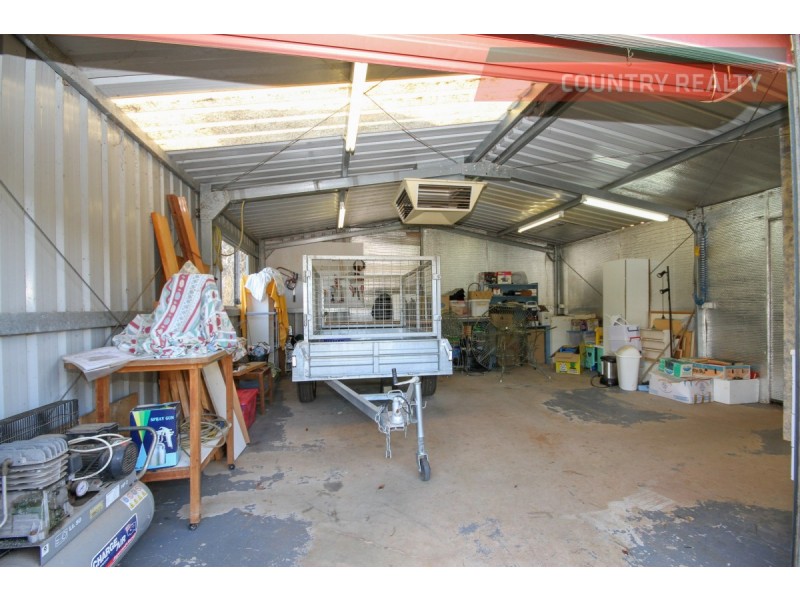 38 Lukin Road, Clackline WA 6564