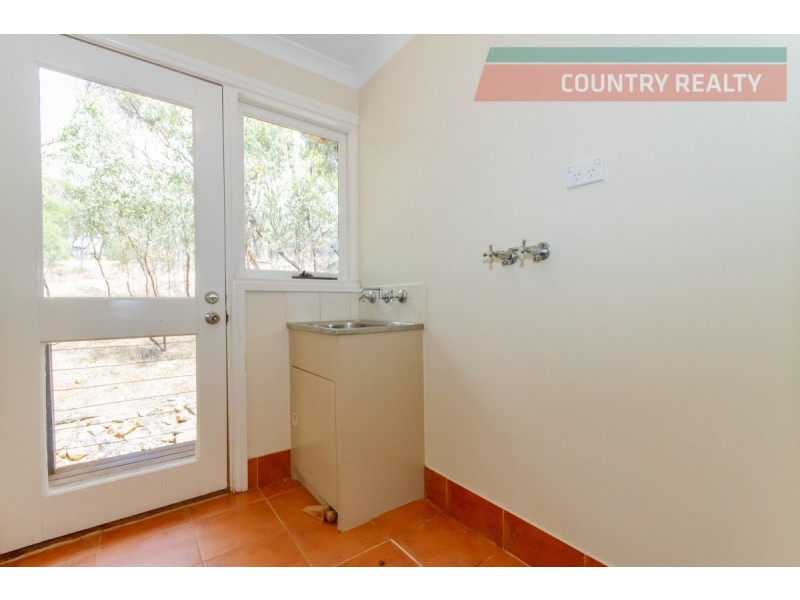 212 Horseshoe Road, Toodyay WA 6566