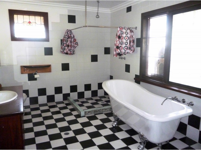 12 Arnold Street, Northam WA 6401