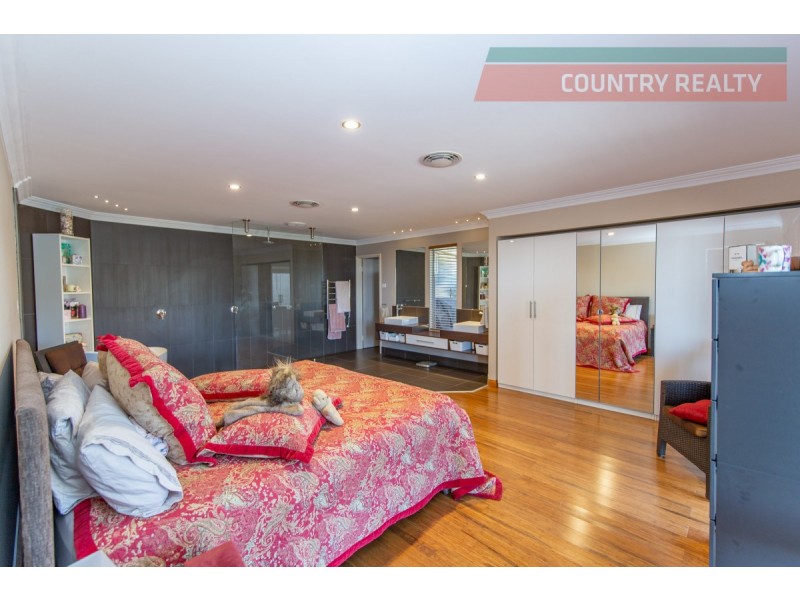 9 Camfield Place, York WA 6302