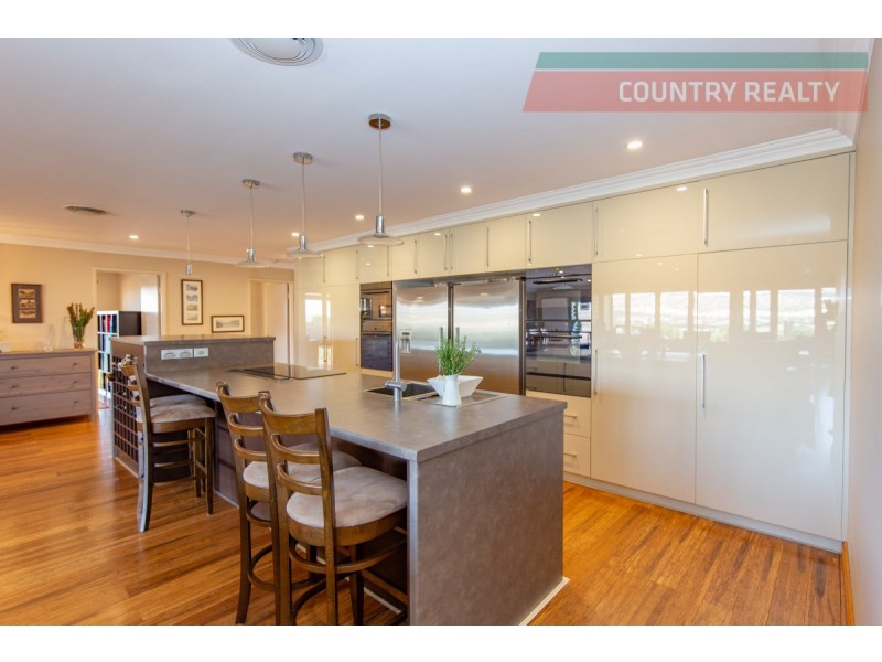 9 Camfield Place, York WA 6302