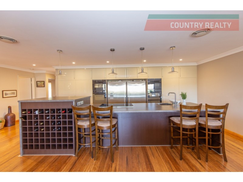 9 Camfield Place, York WA 6302