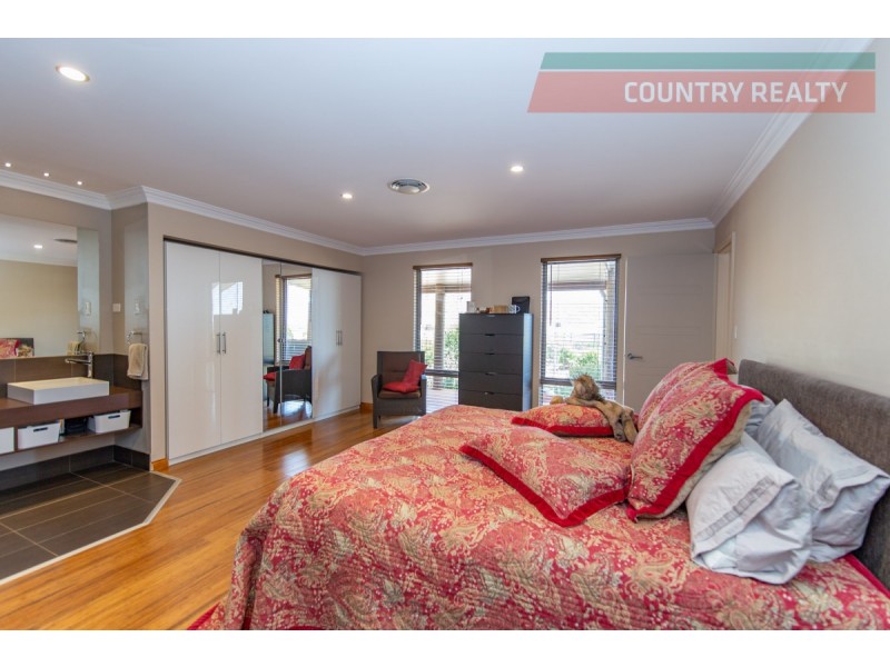 9 Camfield Place, York WA 6302