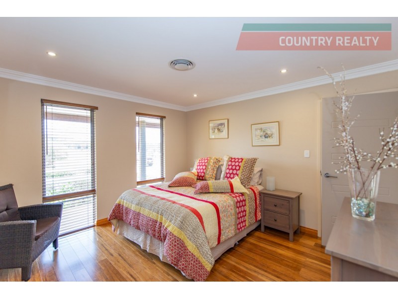 9 Camfield Place, York WA 6302