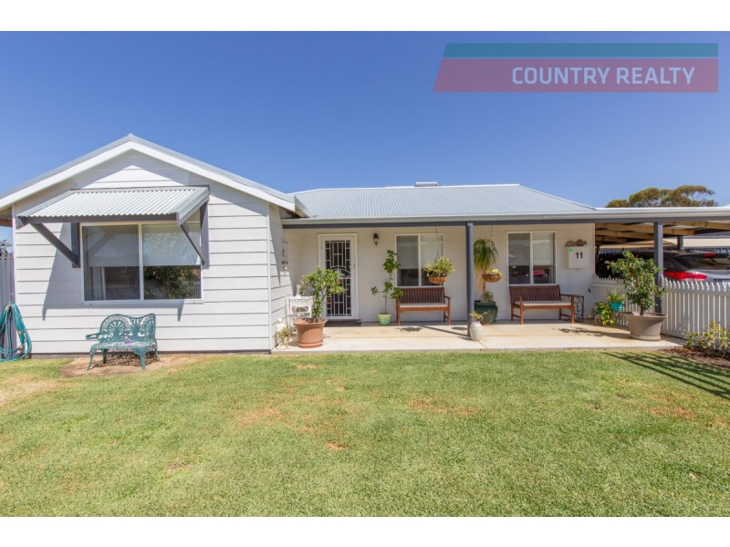 11 Weedon Entrance, Toodyay WA 6566
