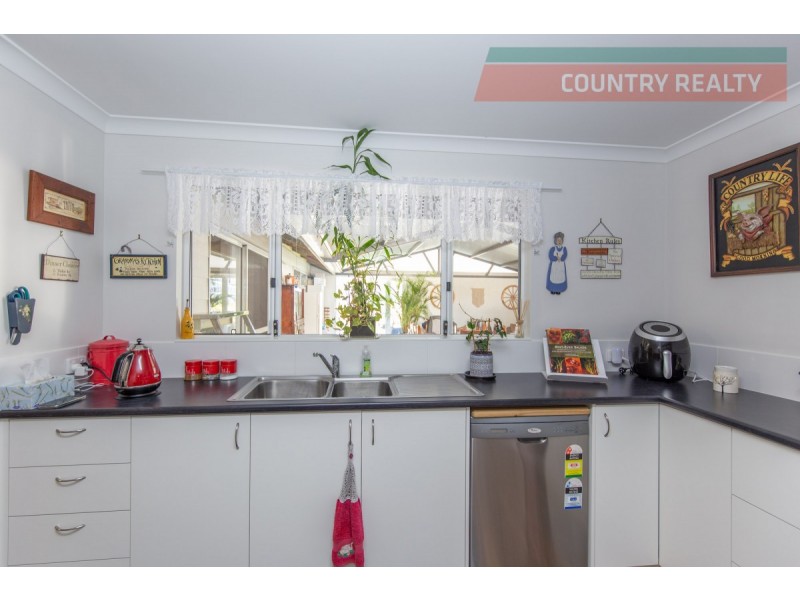 11 Weedon Entrance, Toodyay WA 6566