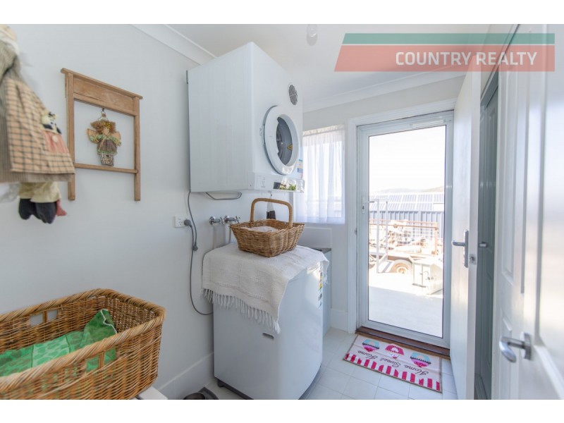 11 Weedon Entrance, Toodyay WA 6566