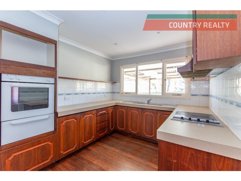 15 Fernie Street, Northam WA 6401