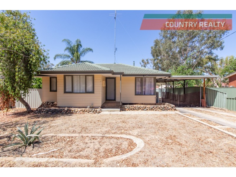 15 Fernie Street, Northam WA 6401