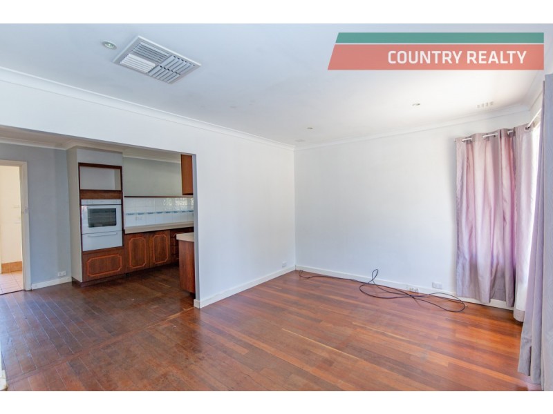 15 Fernie Street, Northam WA 6401