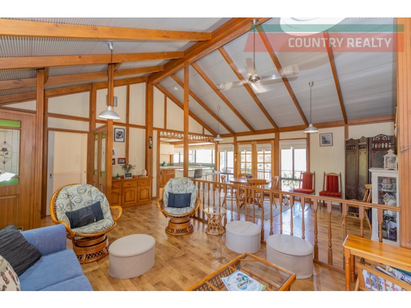 85 Twilight Brae, Toodyay WA 6566