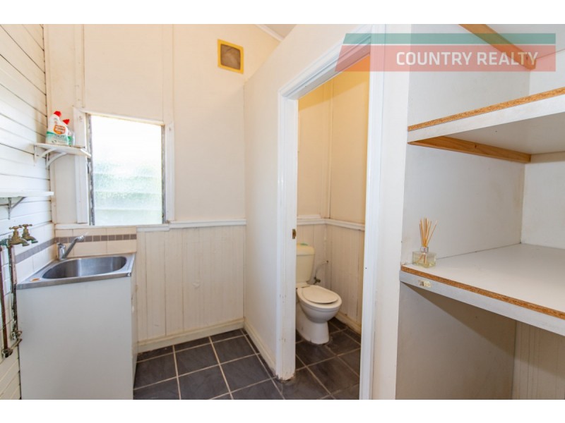 33A Burgoyne Street, Northam WA 6401