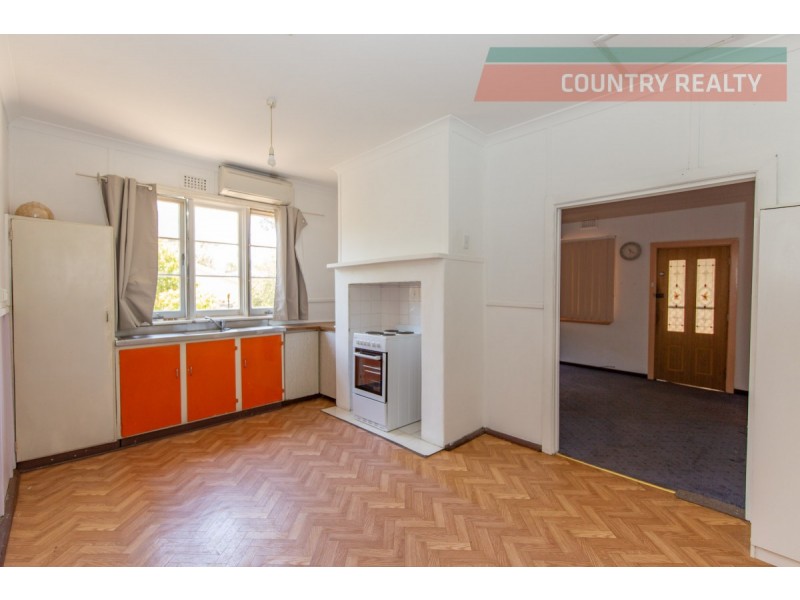 236 Duke Street, Northam WA 6401