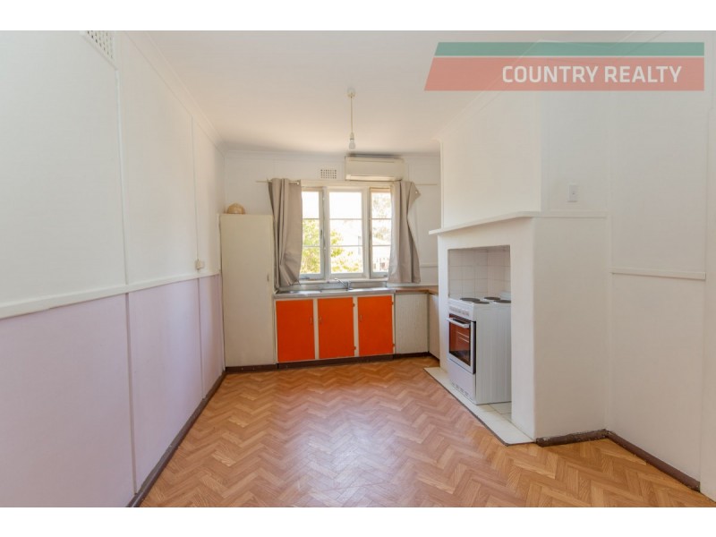 236 Duke Street, Northam WA 6401