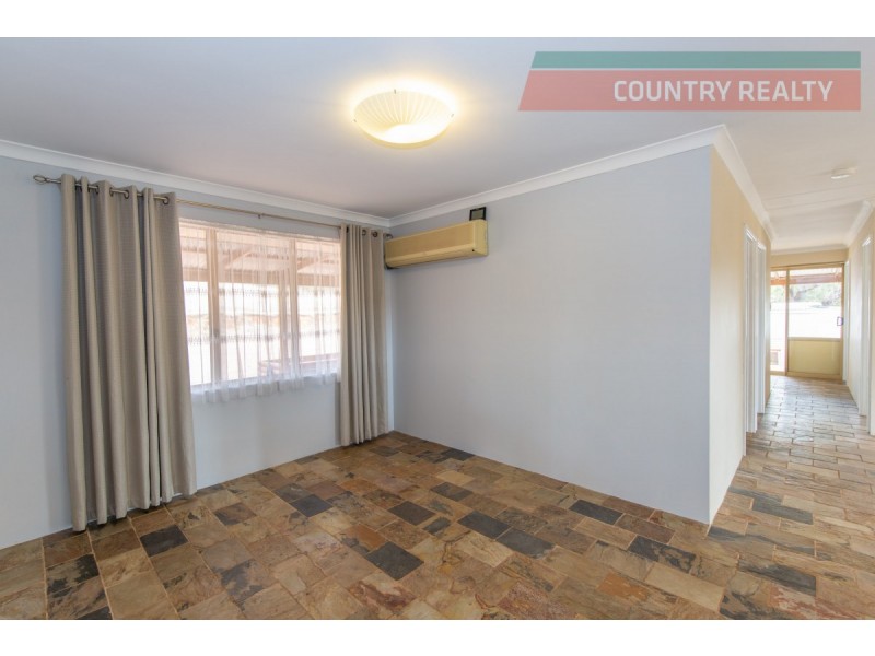 121 Coondle Drive, Toodyay WA 6566