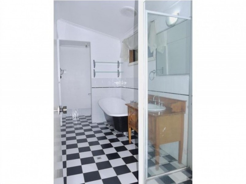 54 Forrest Street, Northam WA 6401