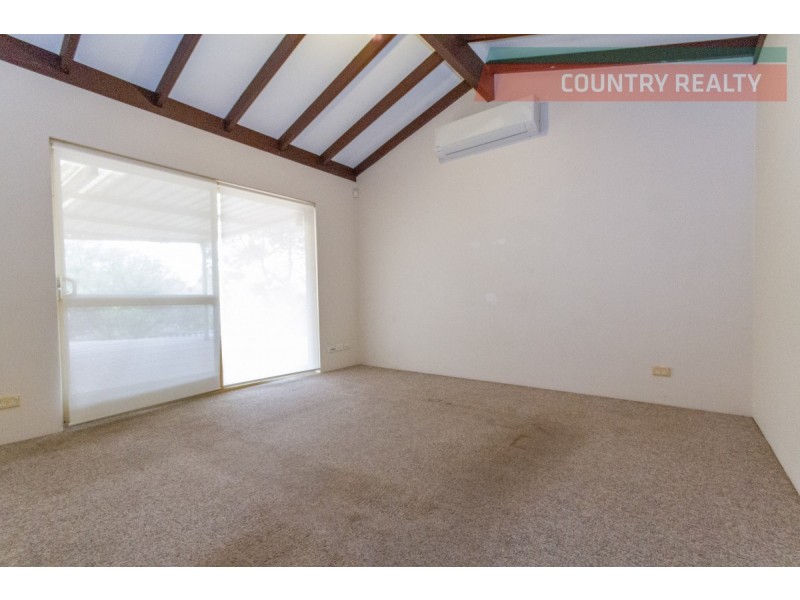 22 Essex Court, Quinns Rocks WA 6030