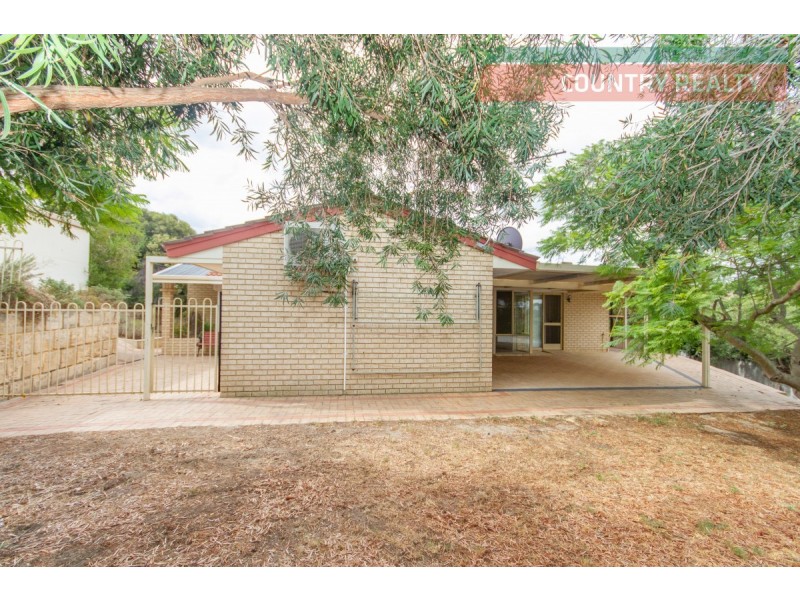 22 Essex Court, Quinns Rocks WA 6030