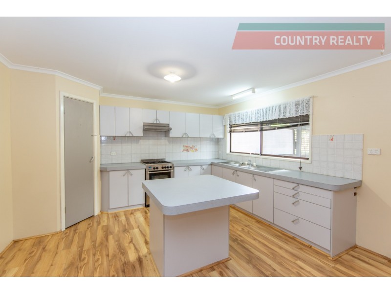 232 Hawke Avenue, Wundowie WA 6560