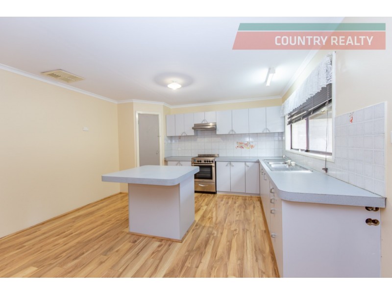 232 Hawke Avenue, Wundowie WA 6560