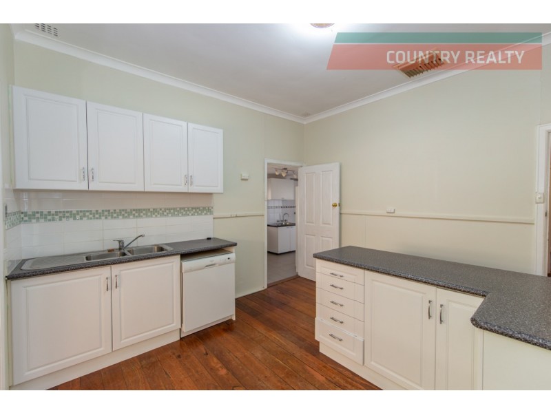 60 Gairdner Street, Northam WA 6401