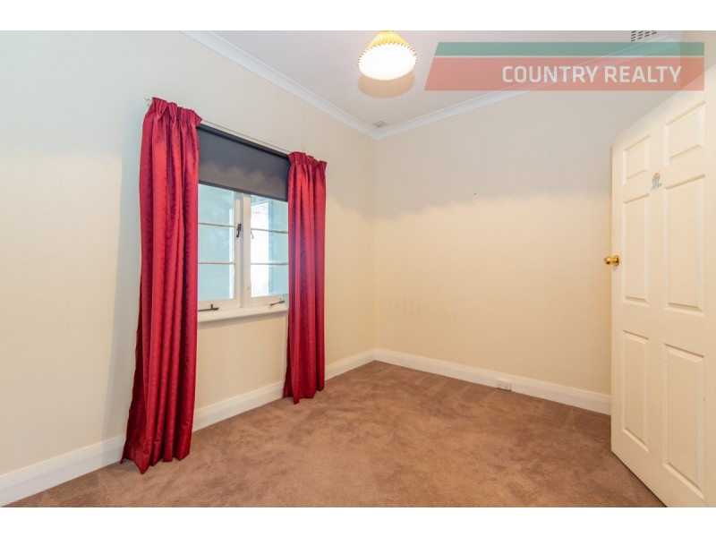 60 Gairdner Street, Northam WA 6401